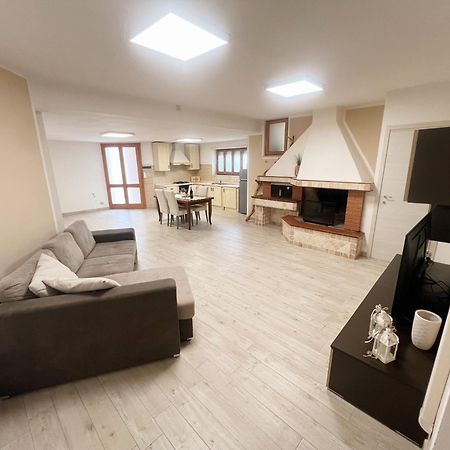 Grazia'S Apartment サッサリ エクステリア 写真